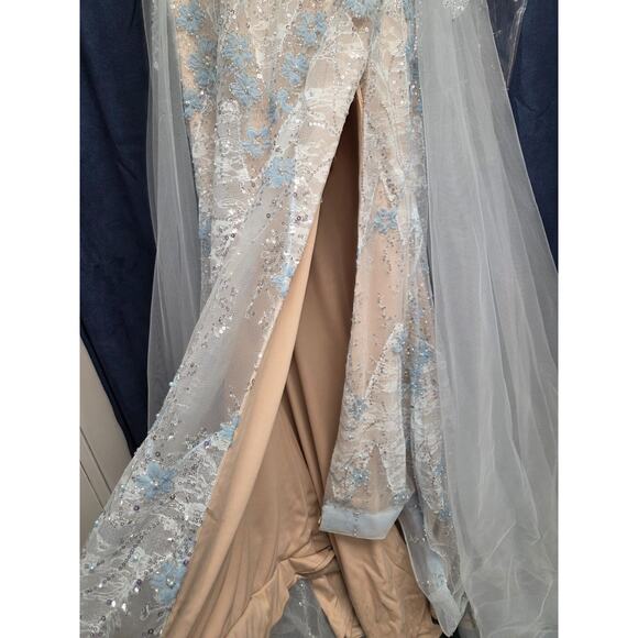 XO By Sophia Exclusive Light Sky Ice Blue Corset Long Prom Formal Dress Size 4 - Picture 9 of 16